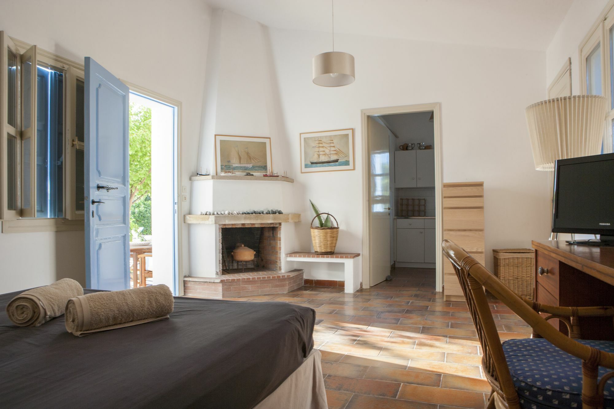 Pyrgo Apartment